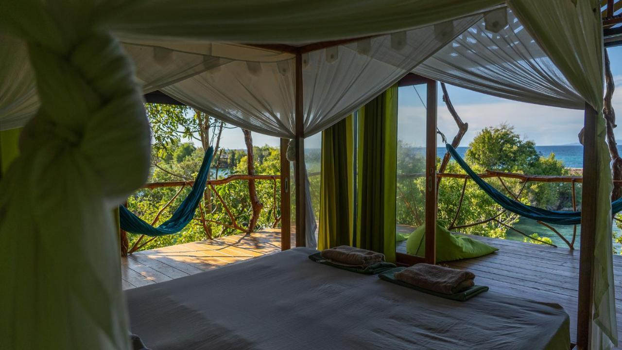 Araya Dive Resort Togean Bomba 외부 사진